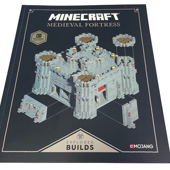 2019 Mojang Minecraft Medieval Fortress Exploded Builds Strategy Guide Book - Picture 1 of 2
